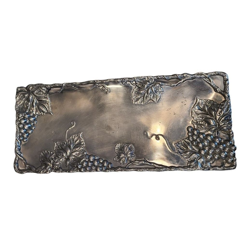 Arthur Court 2002 19" Oblong Serving Tray Vines & Grape Grapevine Footed GUC